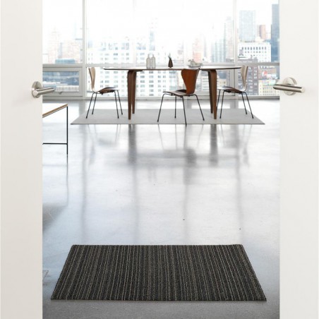 tapis chilewich "shag skinny stripe" acier L